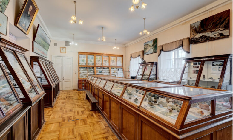 Палеонтологический музей в Петербурге