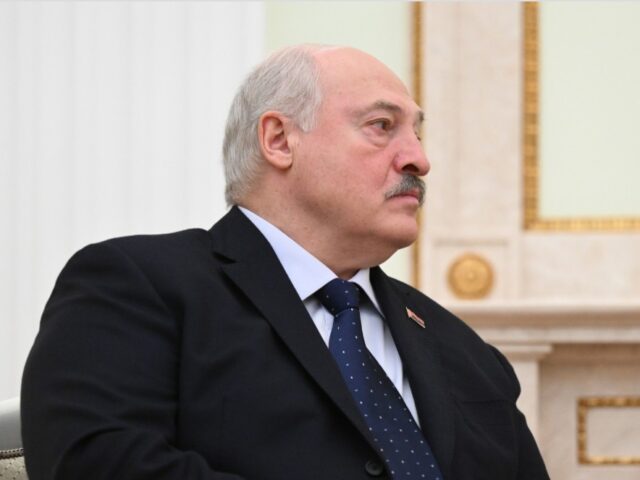 Приоткрытая дверь Белоруссии: экс-политик Украины оценил призыв Лукашенко