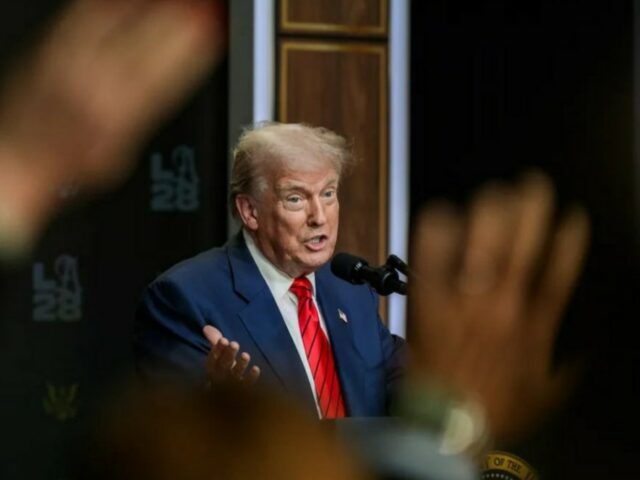 Сказочные корабли Трампа: глава США заявил о невиданных гигантах флота