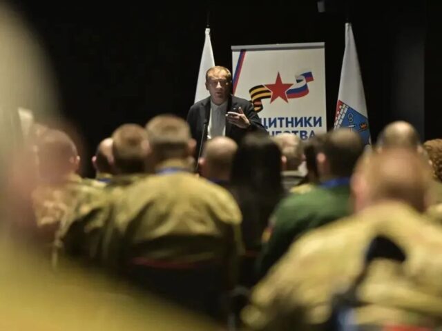 С фронта – в школы: в Ленобласти переучат ветеранов СВО