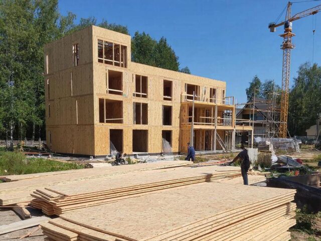 Дерево против бетона: в РФ разрешили строить по CLT технологии