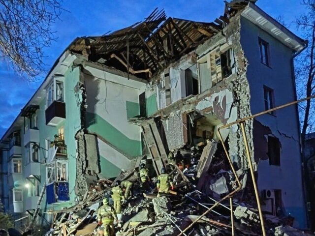 Весь подъезд рухнул: ударные дроны ВСУ обрушились на жилые дома в Сызрани